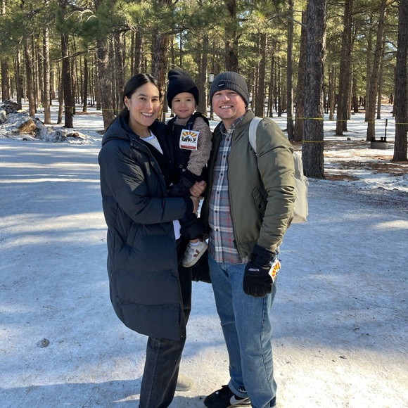 Everlane Long Puffer - Picture 3 of 3